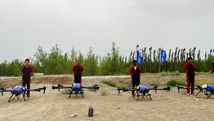 Los drones agrícolas de EAVISION controlan eficazmente las plagas y enfermedades del verano